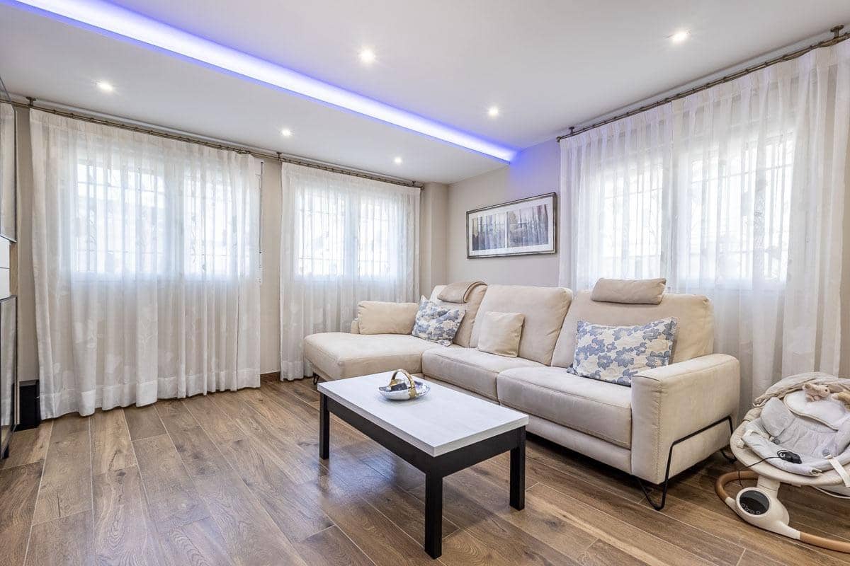 4 chambre Villa/Maison Semi-Mitoyenne à vendre à Peligros avec garage - 349 000 € (Ref: 10041323)