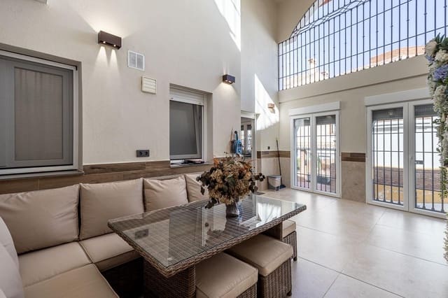 4 chambre Villa/Maison Semi-Mitoyenne à vendre à Peligros avec garage - 349 000 € (Ref: 10041323)