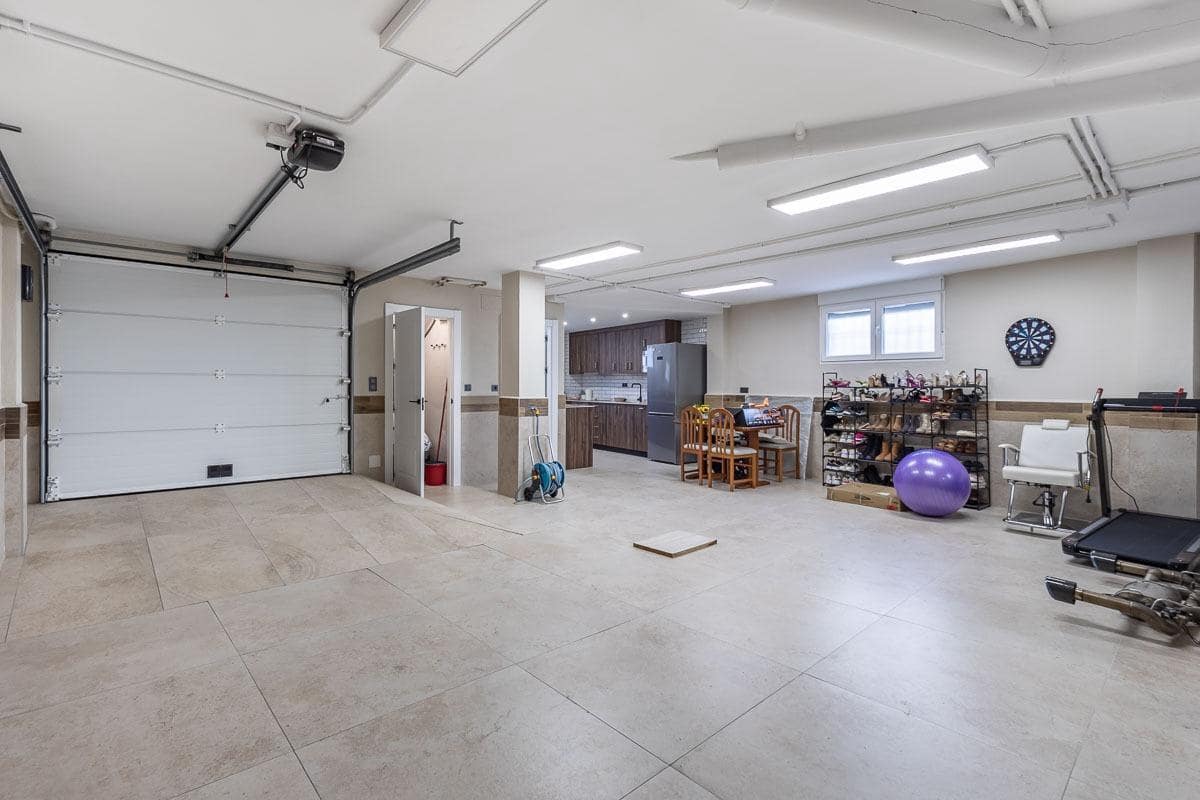 4 chambre Villa/Maison Semi-Mitoyenne à vendre à Peligros avec garage - 349 000 € (Ref: 10041323)