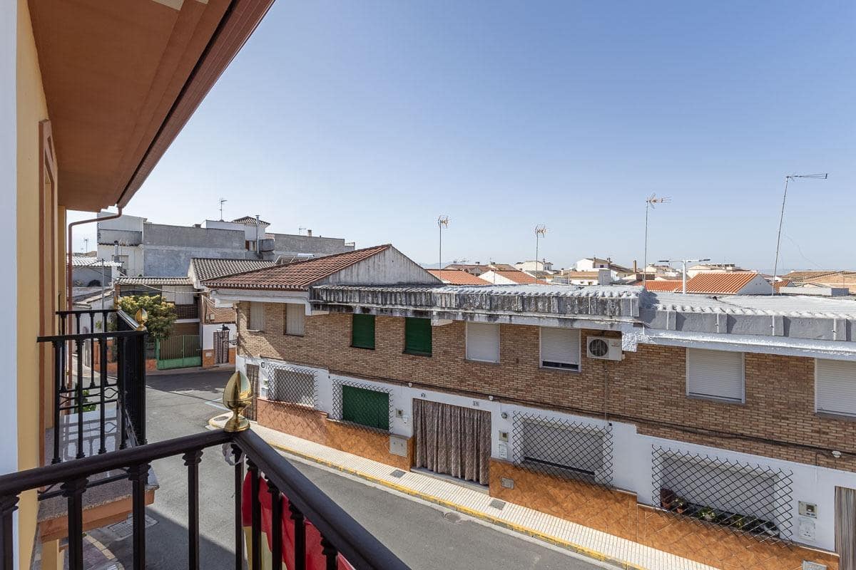 4 chambre Villa/Maison Semi-Mitoyenne à vendre à Peligros avec garage - 349 000 € (Ref: 10041323)