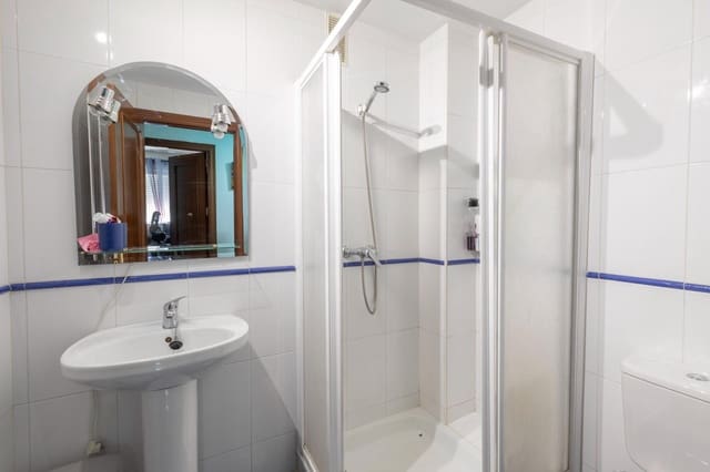 4 sypialnia Mieszkanie na sprzedaż w Miasto Grenada z garażem - 239 000 € (Ref: 10041324)