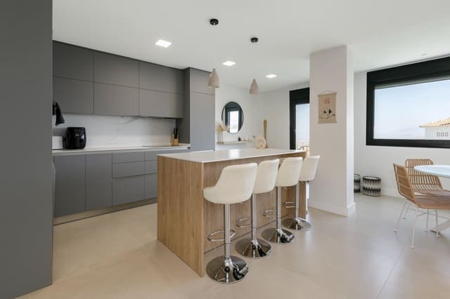 4 chambre Villa/Maison à vendre à Dílar avec piscine garage - 365 000 € (Ref: 10041327)