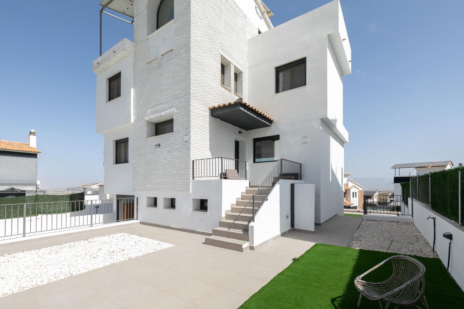 4 chambre Villa/Maison à vendre à Dilar avec piscine garage - 365 000 € (Ref: 10041327)