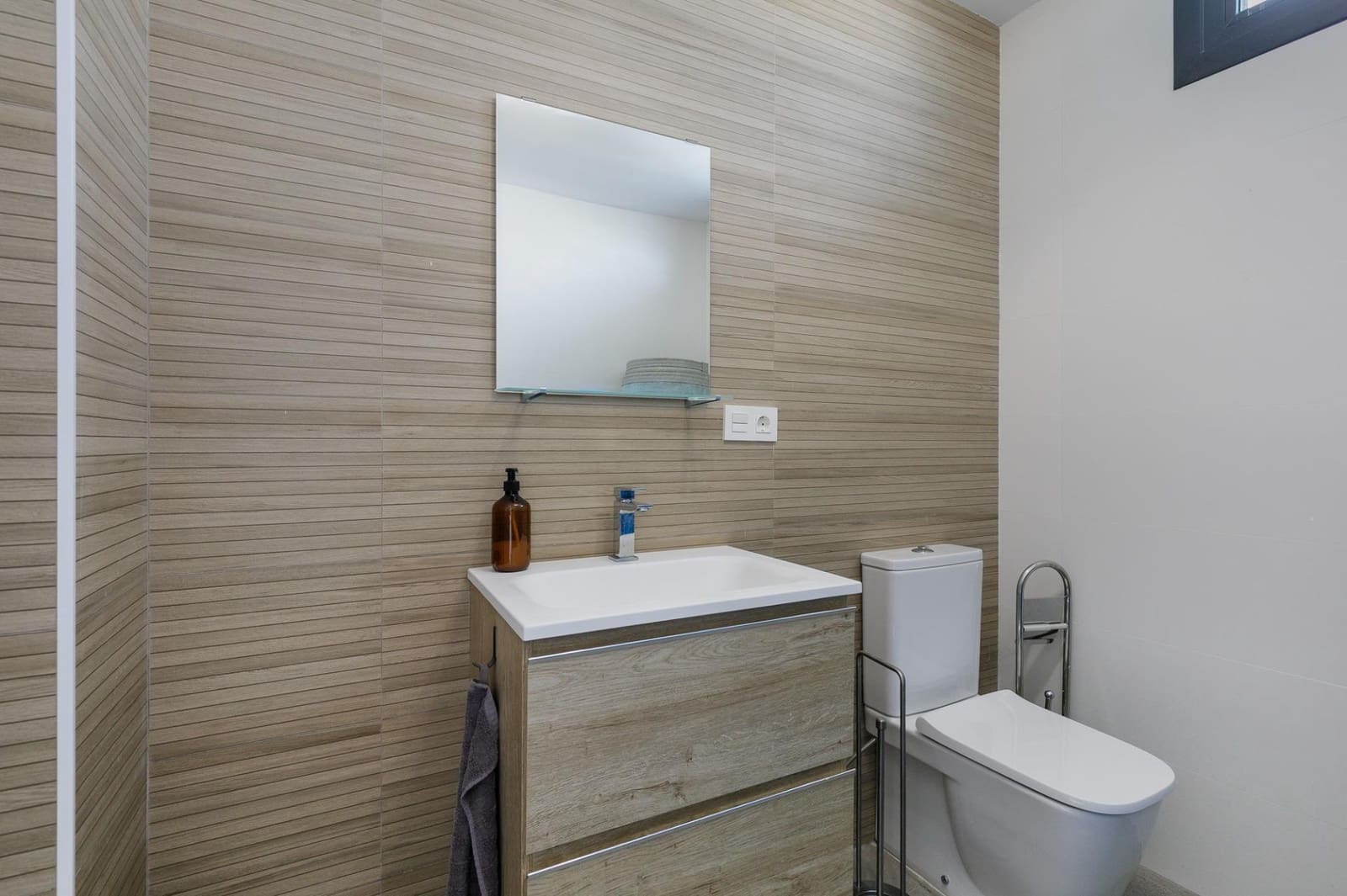4 chambre Villa/Maison à vendre à Dilar avec piscine garage - 365 000 € (Ref: 10041327)