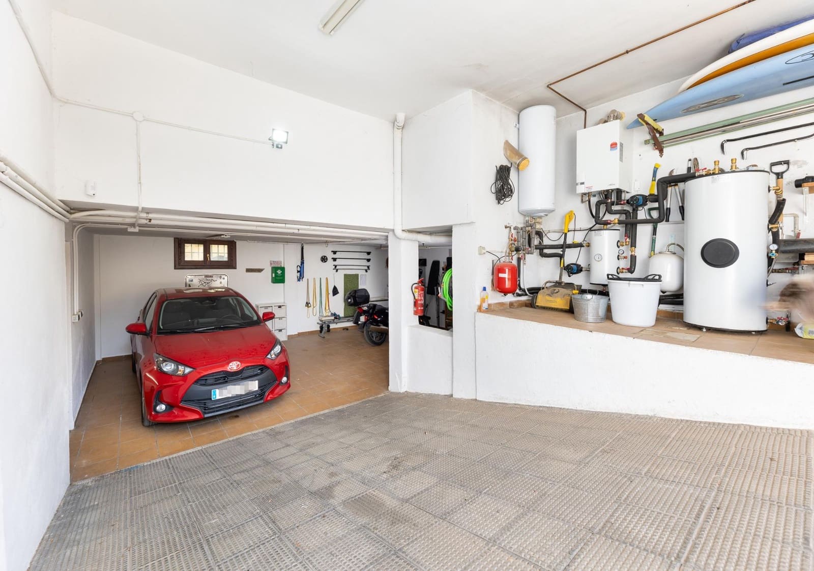 5 sypialnia Willa na sprzedaż w Cajar z basenem garażem - 495 000 € (Ref: 10041328)