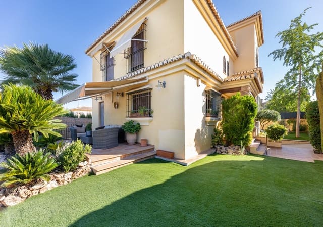 5 sypialnia Willa na sprzedaż w Cájar z basenem garażem - 495 000 € (Ref: 10041328)