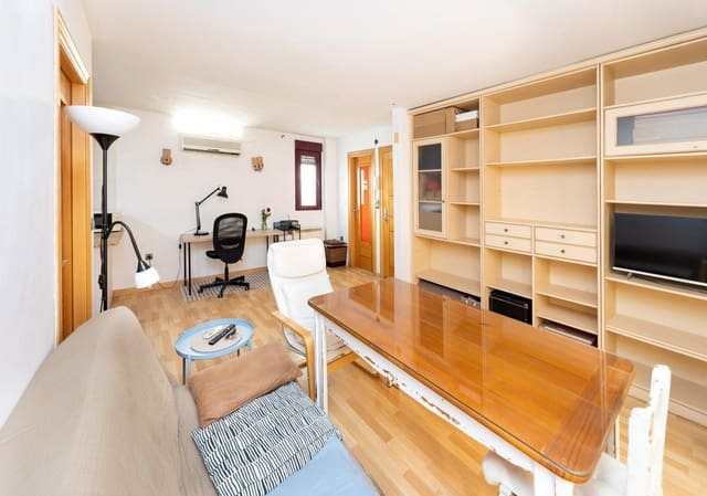 1 Zimmer Apartment zu verkaufen in Granada Stadt - 195.000 € (Ref: 10045255)