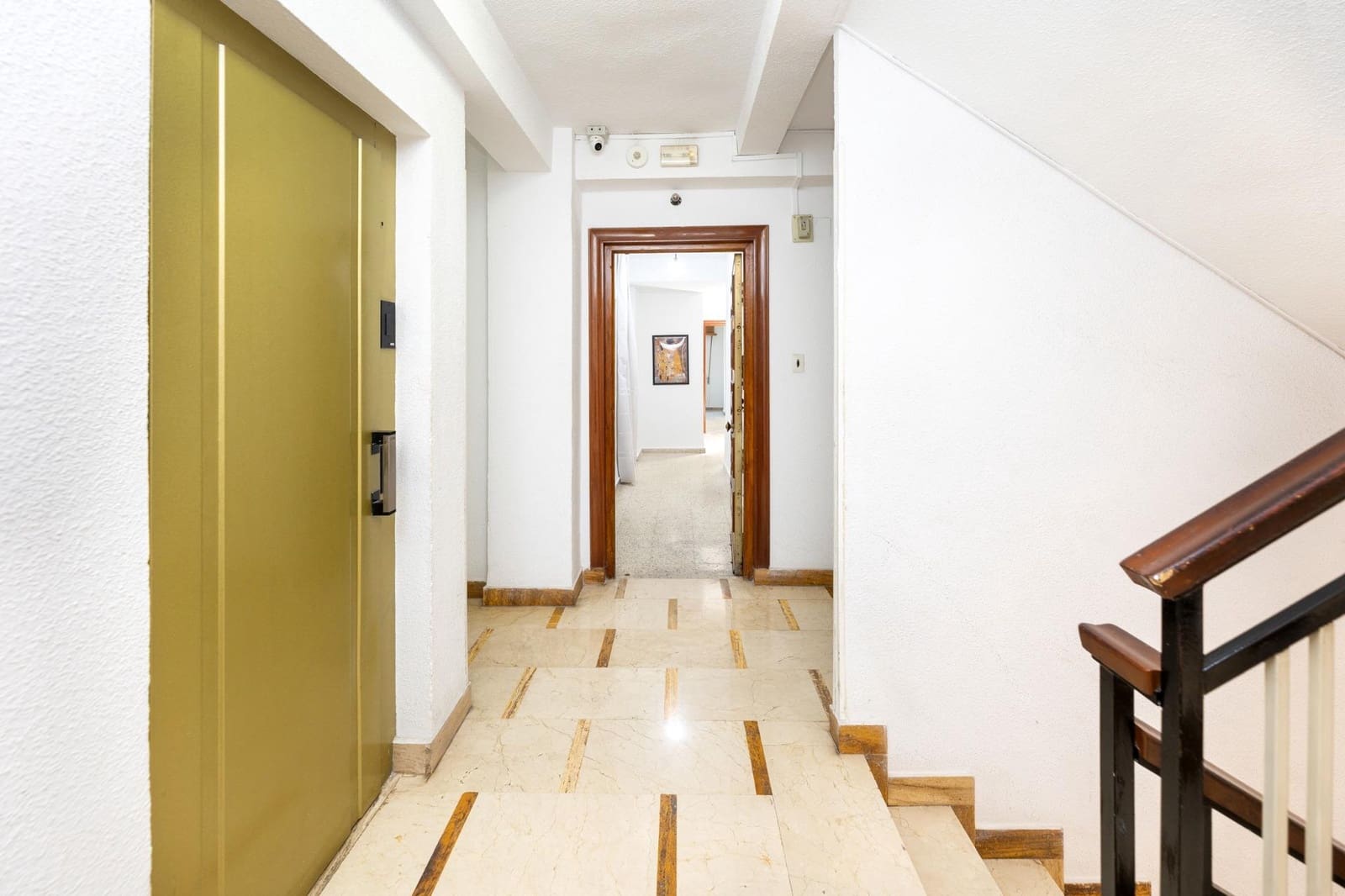 3 bedroom Flat for sale in Granada city - € 260,000 (Ref: 10047552)