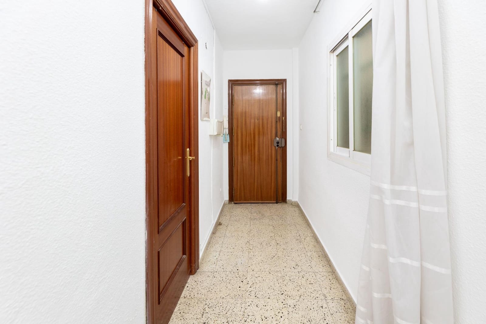 3 bedroom Flat for sale in Granada city - € 260,000 (Ref: 10047552)