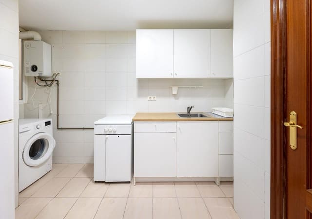 3 sypialnia Mieszkanie na sprzedaż w Miasto Grenada - 260 000 € (Ref: 10047552)
