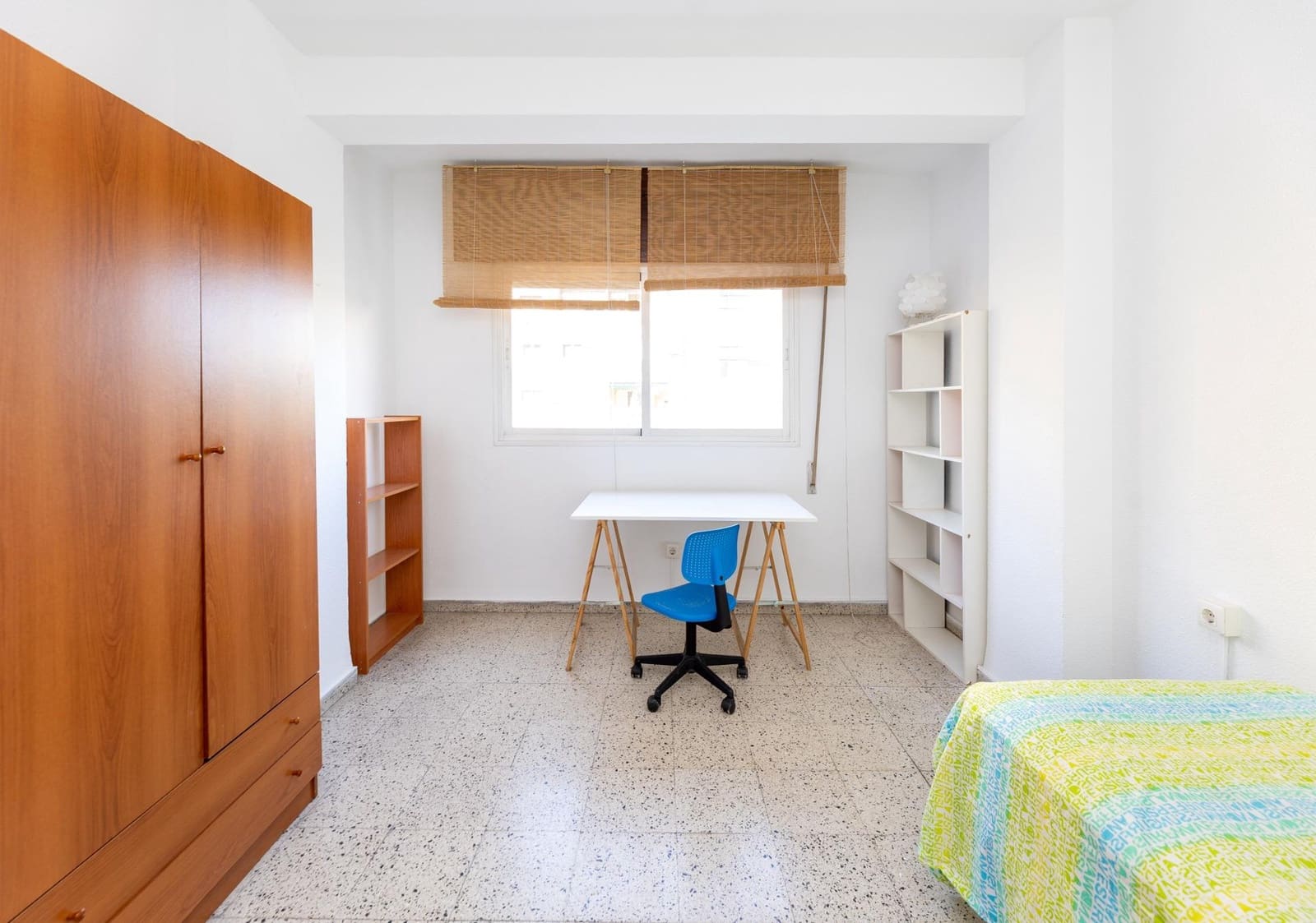 3 bedroom Flat for sale in Granada city - € 260,000 (Ref: 10047552)