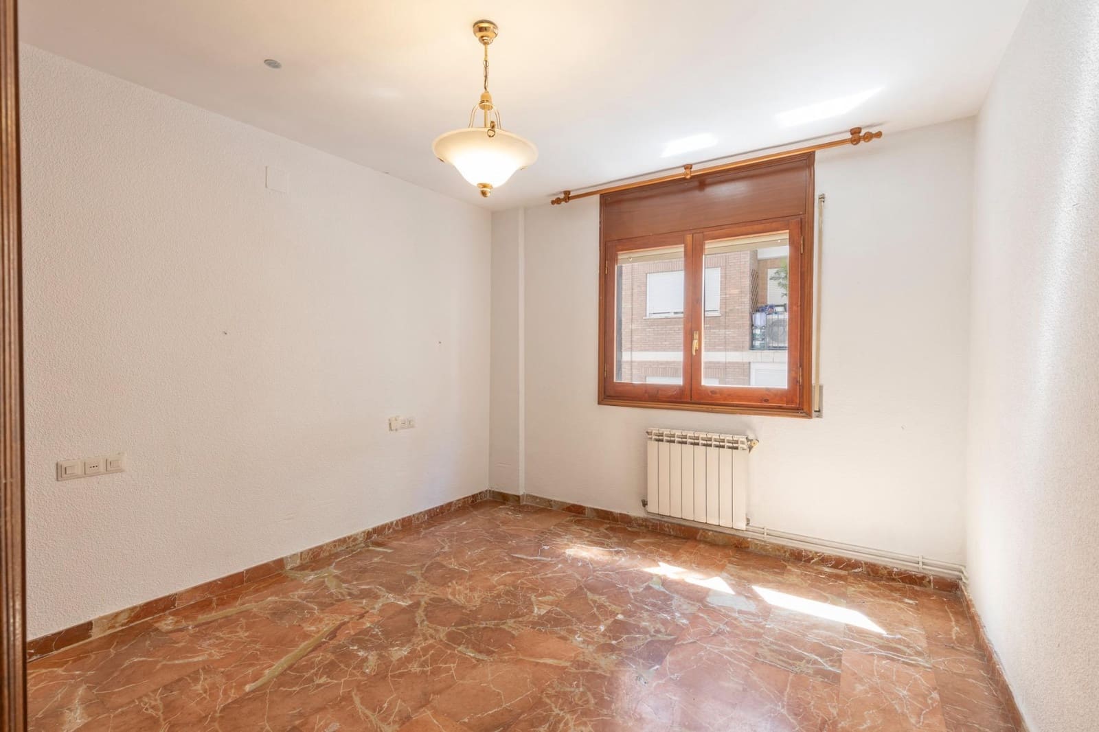 3 bedroom Flat for sale in Granada city - € 290,000 (Ref: 10047553)