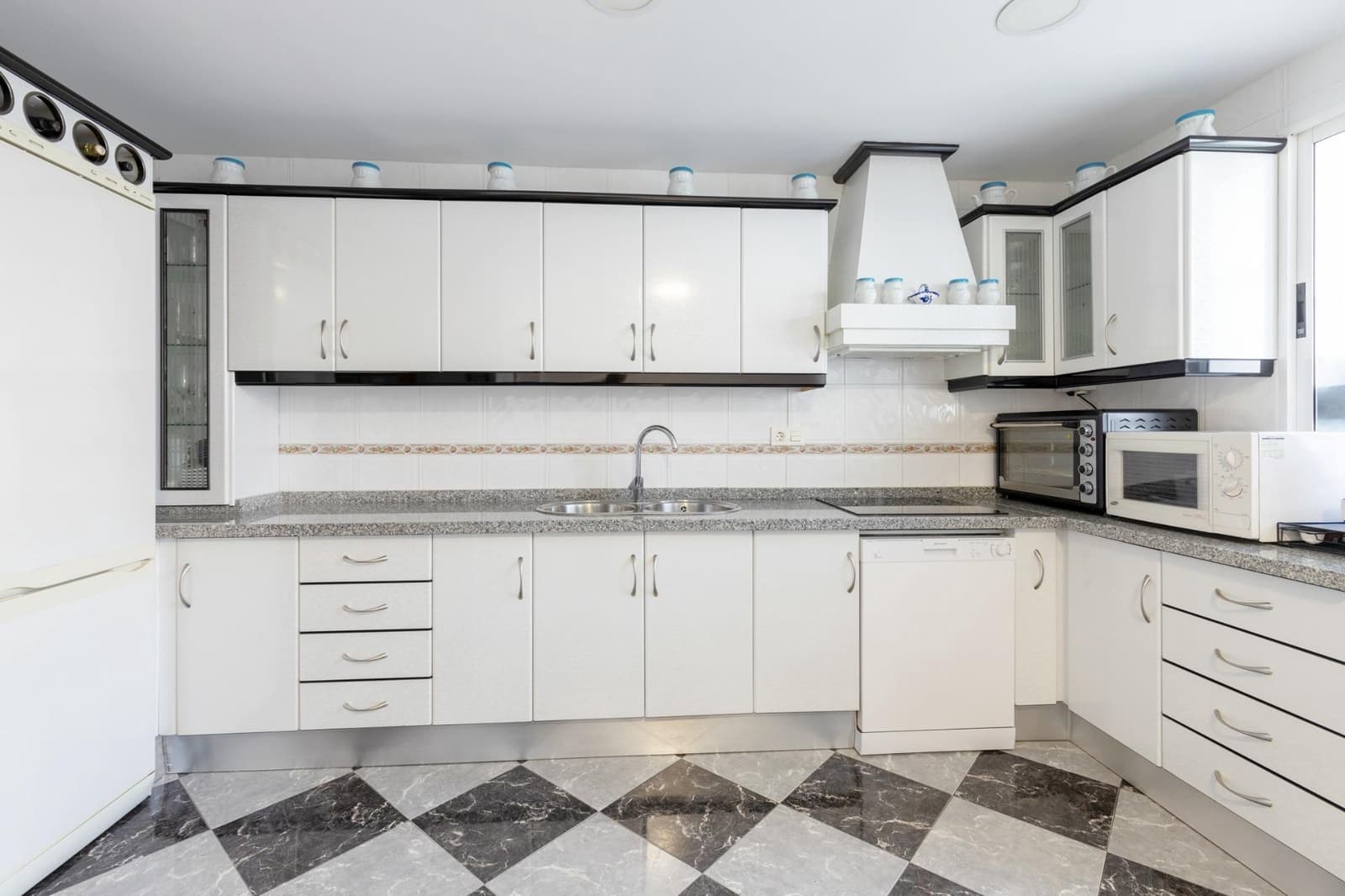 3 camera da letto Villetta a Schiera in vendita in Peligros - 254.900 € (Rif: 10049562)