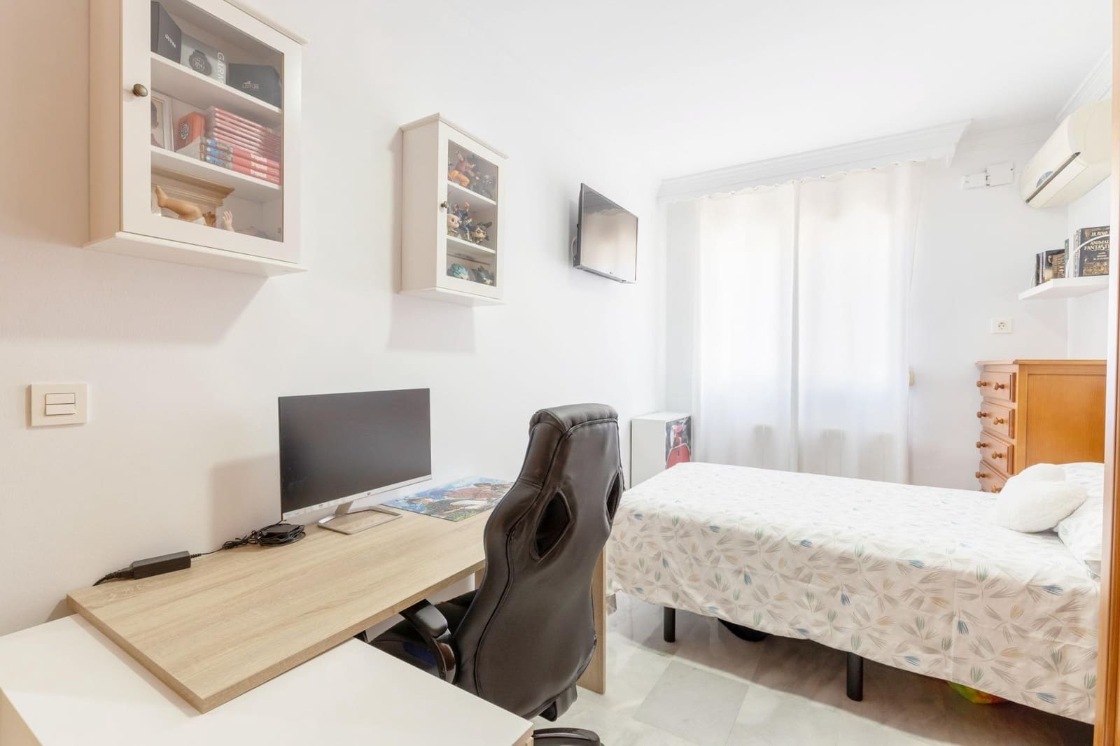 3 camera da letto Villetta a Schiera in vendita in Peligros - 254.900 € (Rif: 10049562)