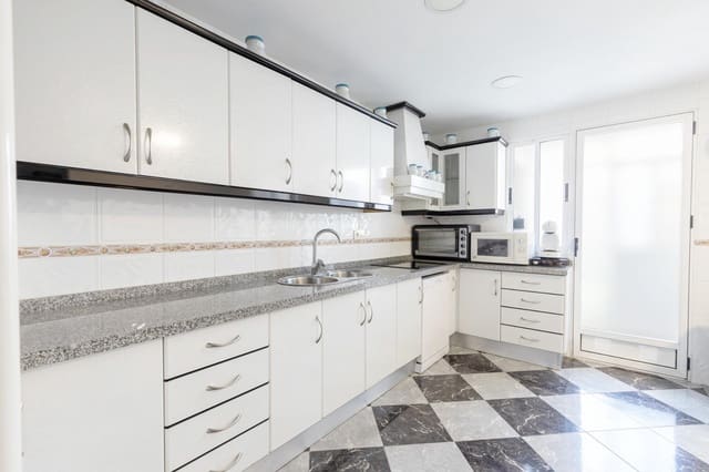 3 camera da letto Villetta a Schiera in vendita in Peligros - 254.900 € (Rif: 10049562)