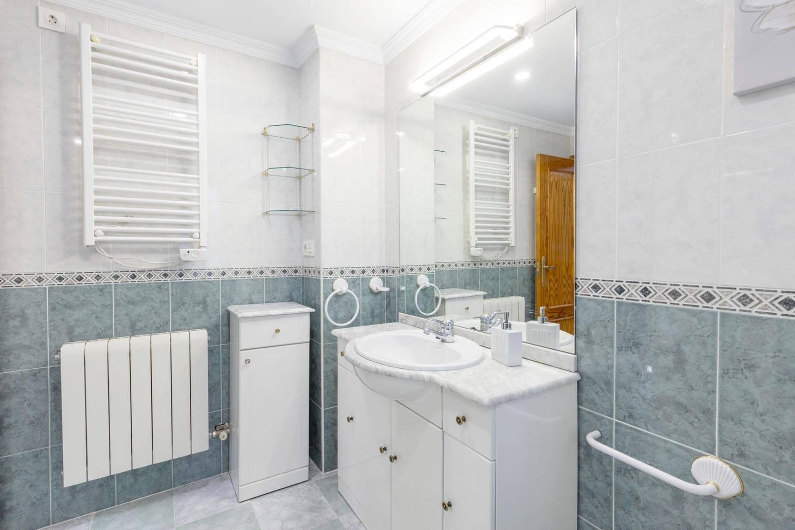 3 camera da letto Villetta a Schiera in vendita in Peligros - 254.900 € (Rif: 10049562)