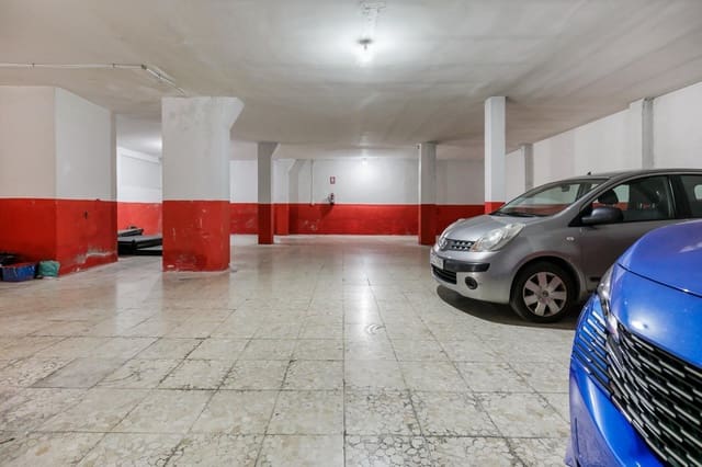 Kaupallinen myytävänä paikassa Carretera de la Sierra, Granada kaupunki - 200 000 € (Ref: 10049563)