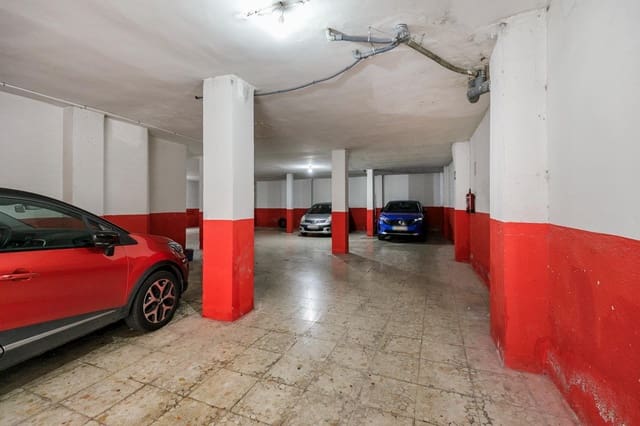 Kaupallinen myytävänä paikassa Carretera de la Sierra, Granada kaupunki - 200 000 € (Ref: 10049563)