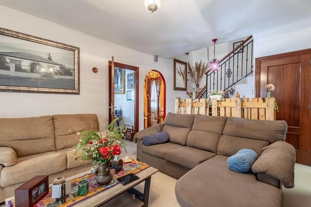 5 bedroom Semi-detached Villa for sale in Alhendín with garage - € 260,000 (Ref: 10055539)