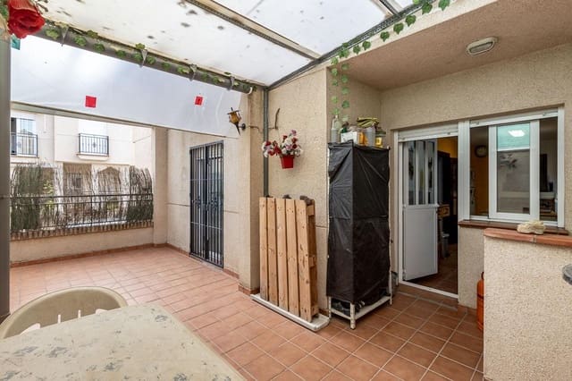 5 bedroom Semi-detached Villa for sale in Alhendín with garage - € 260,000 (Ref: 10055539)