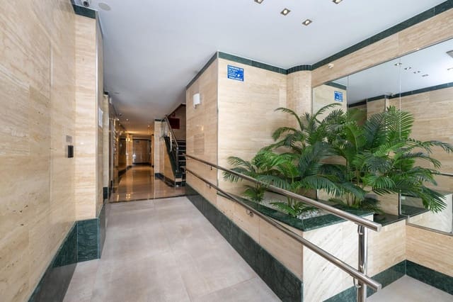 3 sypialnia Mieszkanie na sprzedaż w Zaidin, Miasto Grenada - 240 000 € (Ref: 10055540)