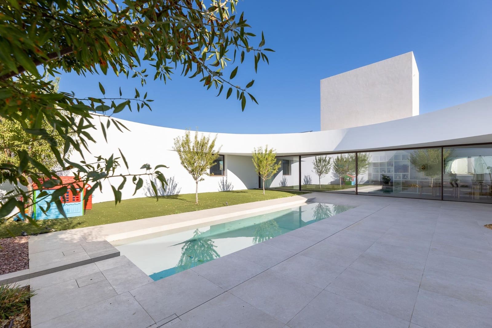 4 soveværelse Villa til salg i Albolote med swimmingpool garage - € 890.000 (Ref: 10055541)