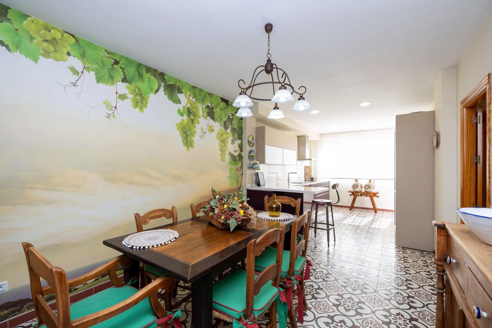 Chalet de 4 habitaciones en Ambroz en venta con garaje - 420.000 € (Ref: 10059433)