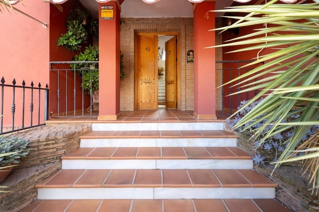 Chalet de 4 habitaciones en Ambroz, Vegas del Genil en venta con garaje - 420.000 € (Ref: 10059433)