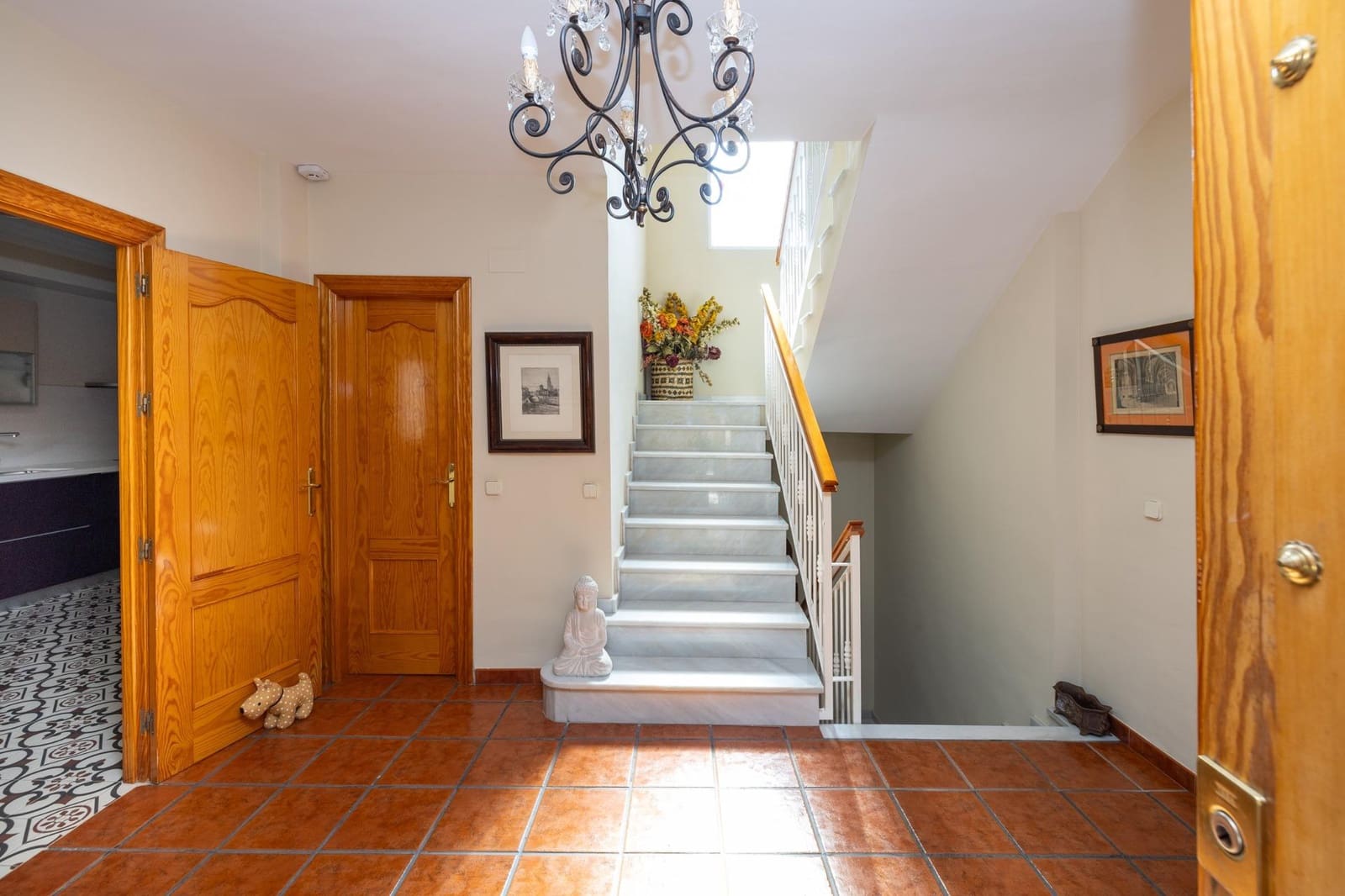Chalet de 4 habitaciones en Ambroz en venta con garaje - 420.000 € (Ref: 10059433)