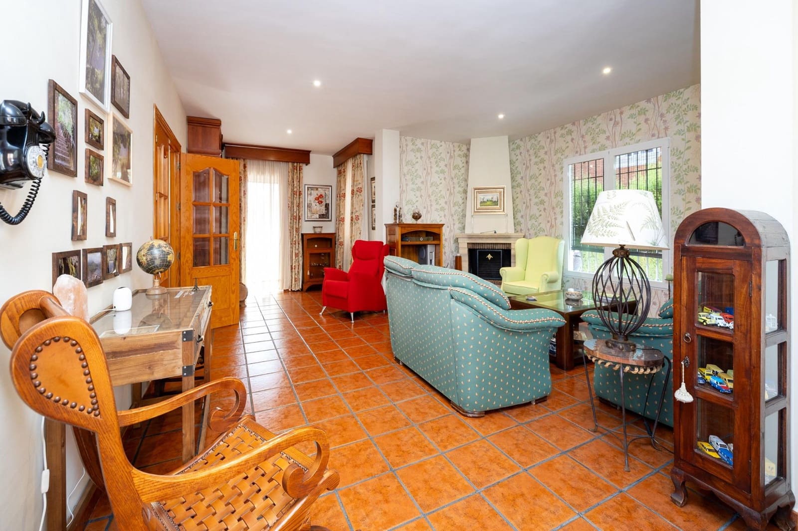 Chalet de 4 habitaciones en Ambroz en venta con garaje - 420.000 € (Ref: 10059433)