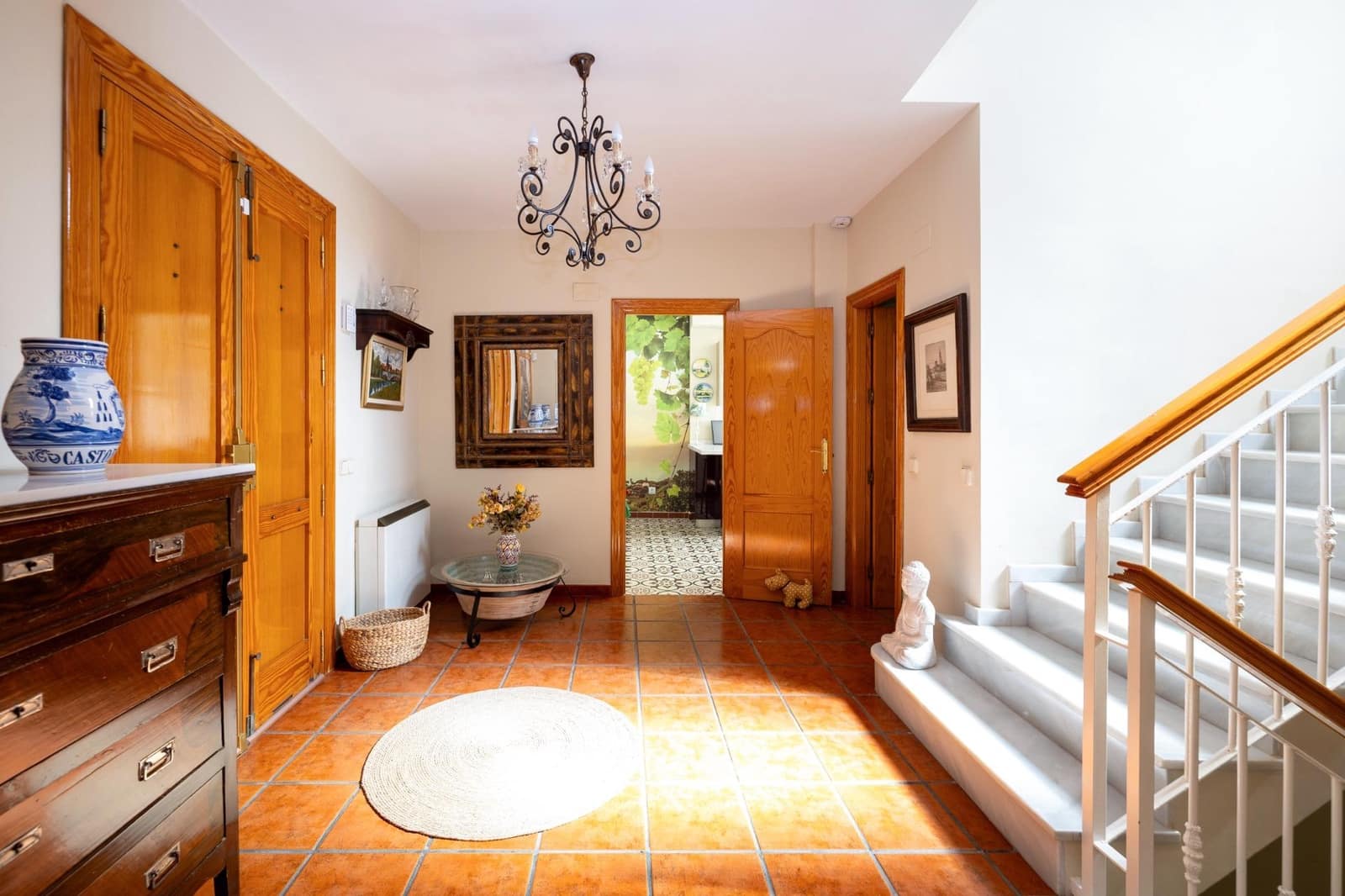 Chalet de 4 habitaciones en Ambroz en venta con garaje - 420.000 € (Ref: 10059433)