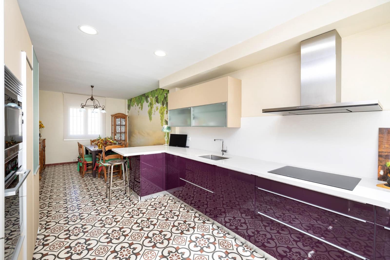 Chalet de 4 habitaciones en Ambroz en venta con garaje - 420.000 € (Ref: 10059433)