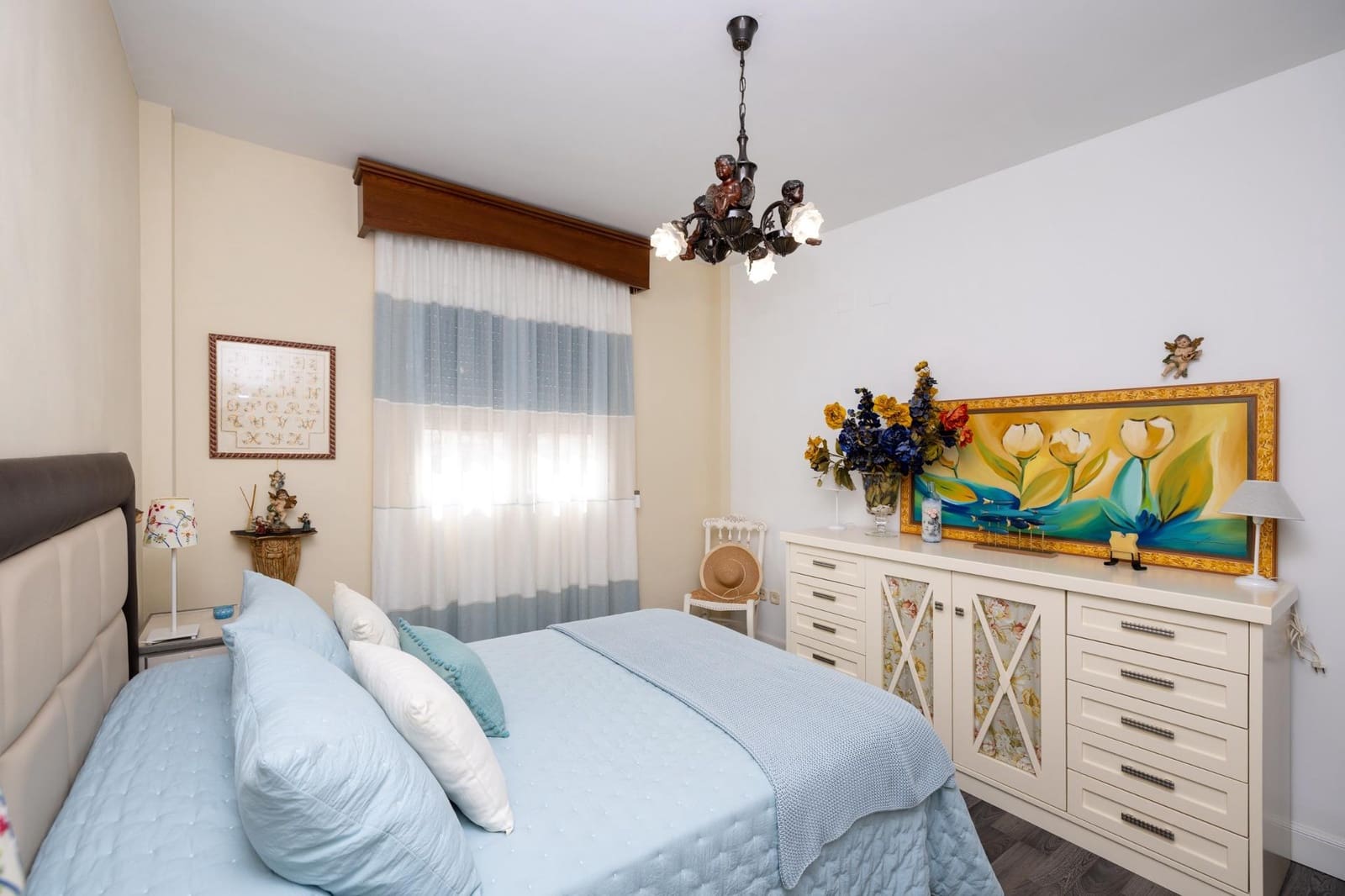 Chalet de 4 habitaciones en Ambroz en venta con garaje - 420.000 € (Ref: 10059433)