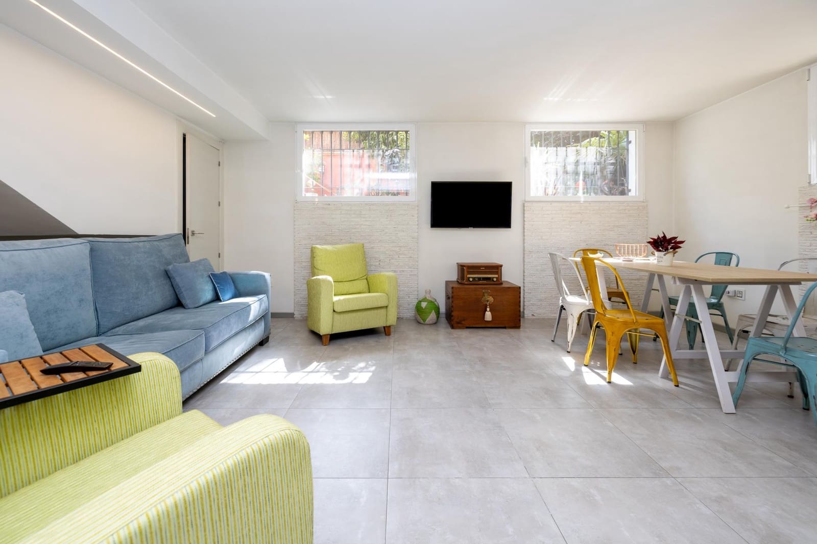 Chalet de 4 habitaciones en Ambroz en venta con garaje - 420.000 € (Ref: 10059433)
