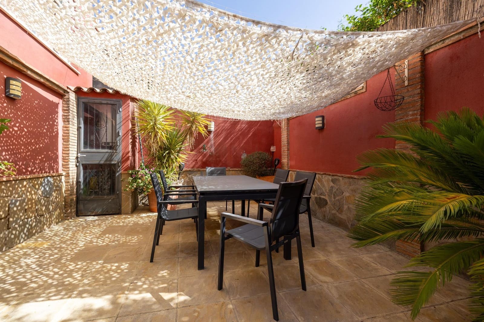 Chalet de 4 habitaciones en Ambroz en venta con garaje - 420.000 € (Ref: 10059433)