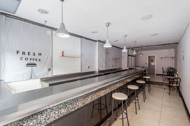 Gewerbe zu verkaufen in Zaidin, Granada Stadt - 89.000 € (Ref: 10059436)
