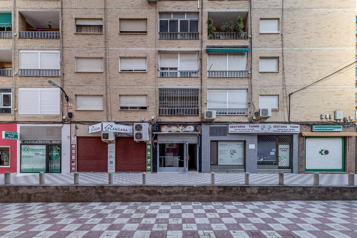Gewerbe zu verkaufen in Granada Stadt - 89.000 € (Ref: 10059436)