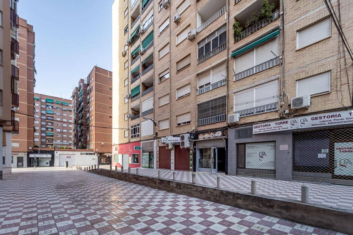 Gewerbe zu verkaufen in Granada Stadt - 89.000 € (Ref: 10059436)
