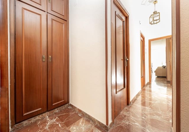 3 soveværelse Lejlighed til salg i Granada by - € 315.000 (Ref: 10059438)