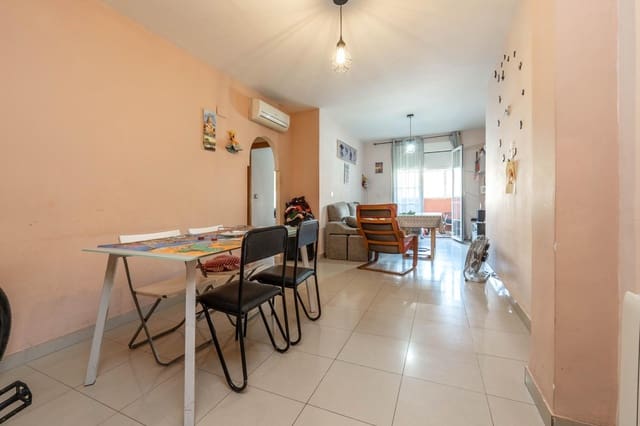 Piso de 3 habitaciones en Las Gabias en venta con garaje - 240.000 € (Ref: 10062204)