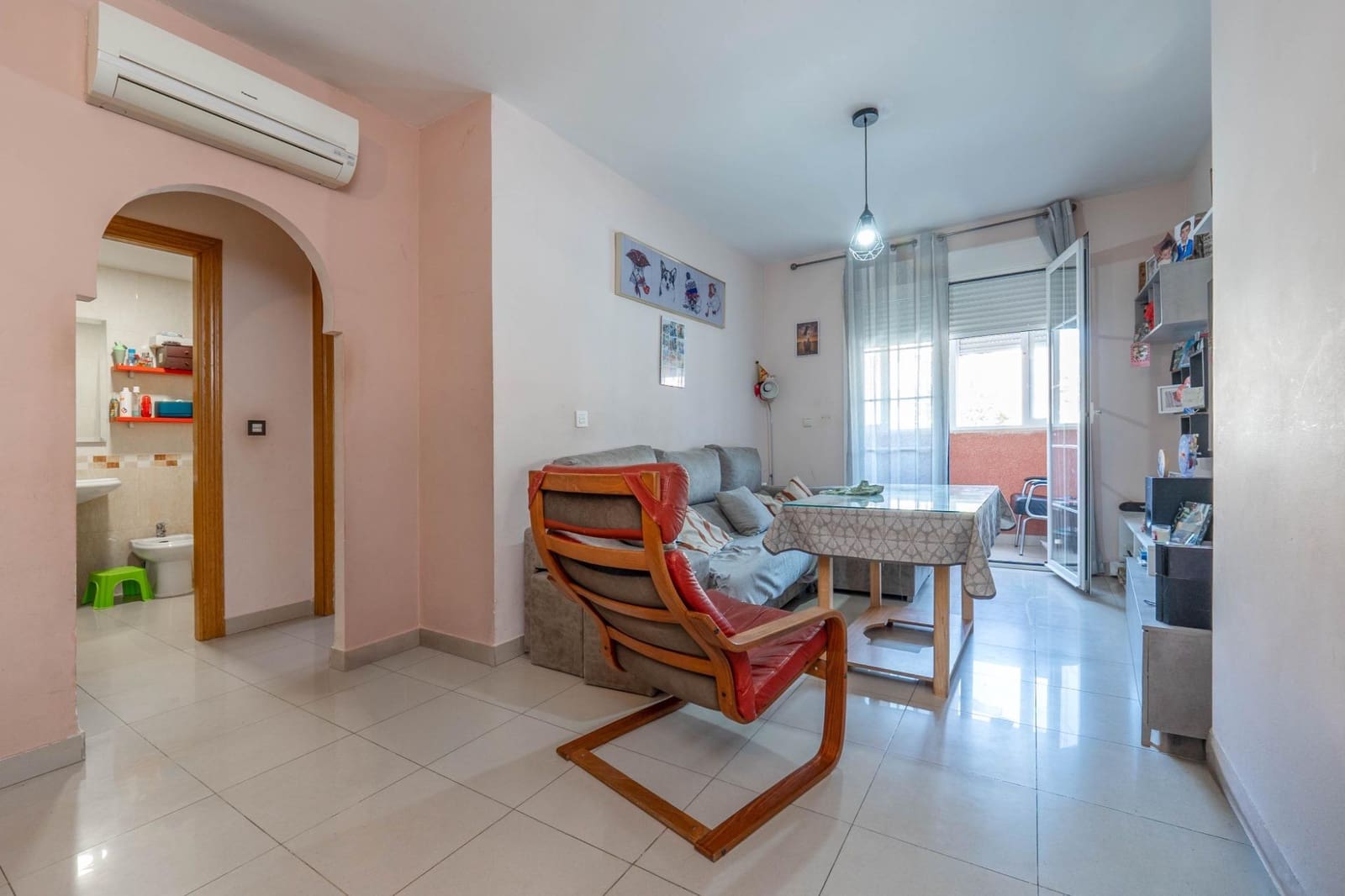 Piso de 3 habitaciones en Las Gabias en venta con garaje - 240.000 € (Ref: 10062204)