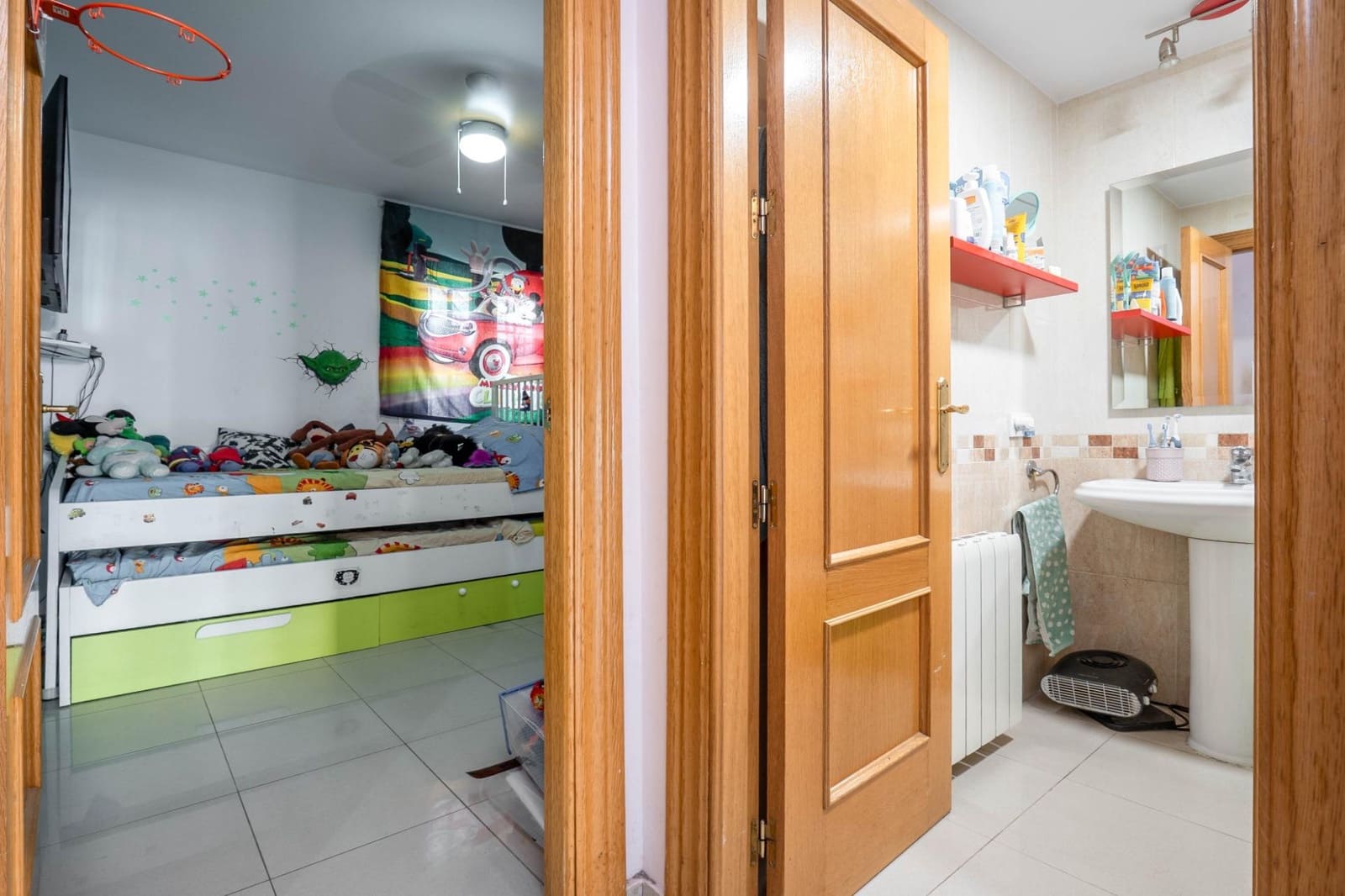 Piso de 3 habitaciones en Las Gabias en venta con garaje - 240.000 € (Ref: 10062204)