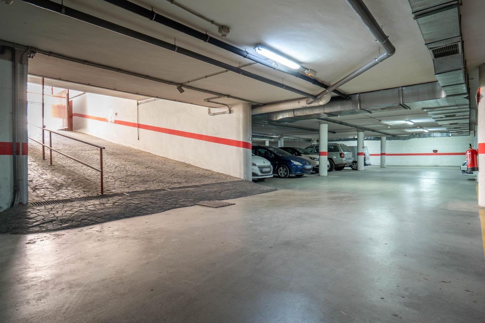 Piso de 3 habitaciones en Las Gabias en venta con garaje - 240.000 € (Ref: 10062204)