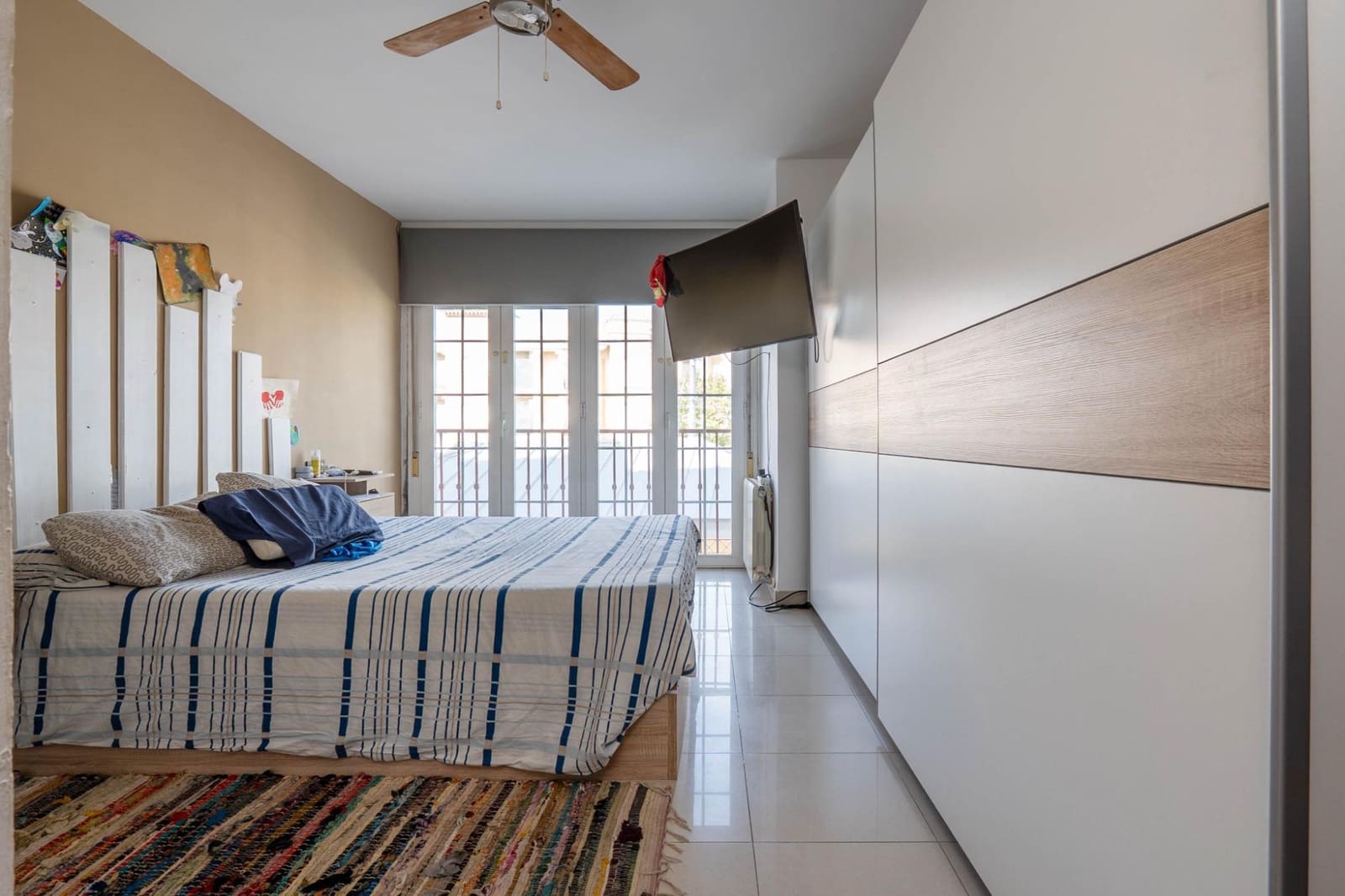 Piso de 3 habitaciones en Las Gabias en venta con garaje - 240.000 € (Ref: 10062204)