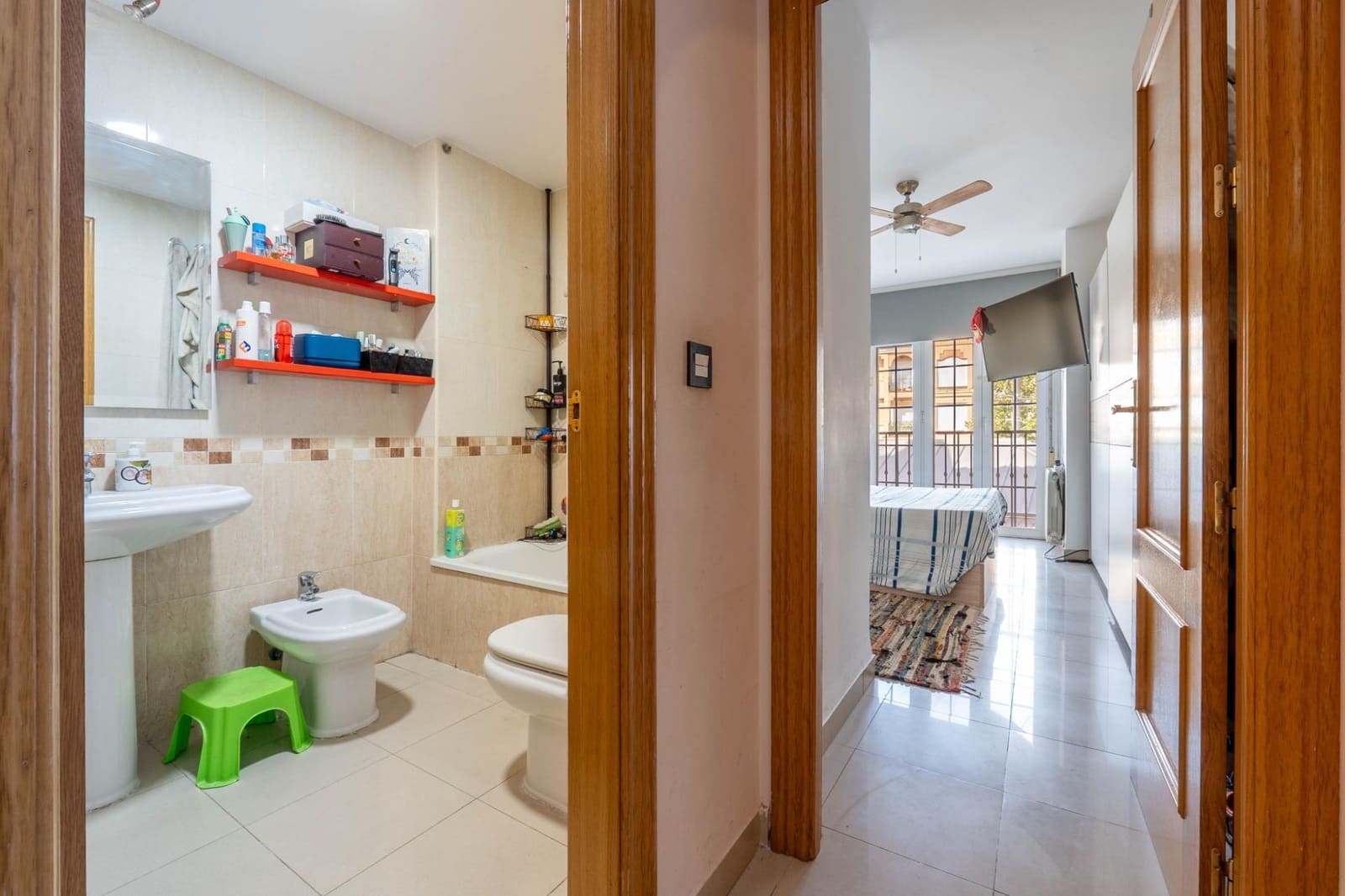 Piso de 3 habitaciones en Las Gabias en venta con garaje - 240.000 € (Ref: 10062204)