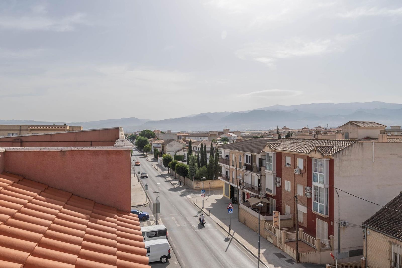 Piso de 3 habitaciones en Las Gabias en venta con garaje - 240.000 € (Ref: 10062204)