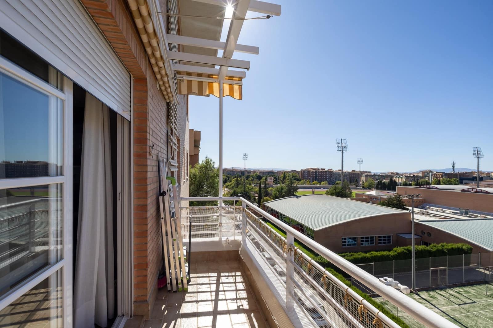 1 Zimmer Apartment zu verkaufen in Granada Stadt - 249.900 € (Ref: 10067884)
