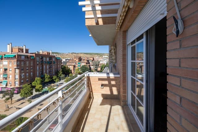 1 Zimmer Apartment zu verkaufen in Granada Stadt - 249.900 € (Ref: 10067884)