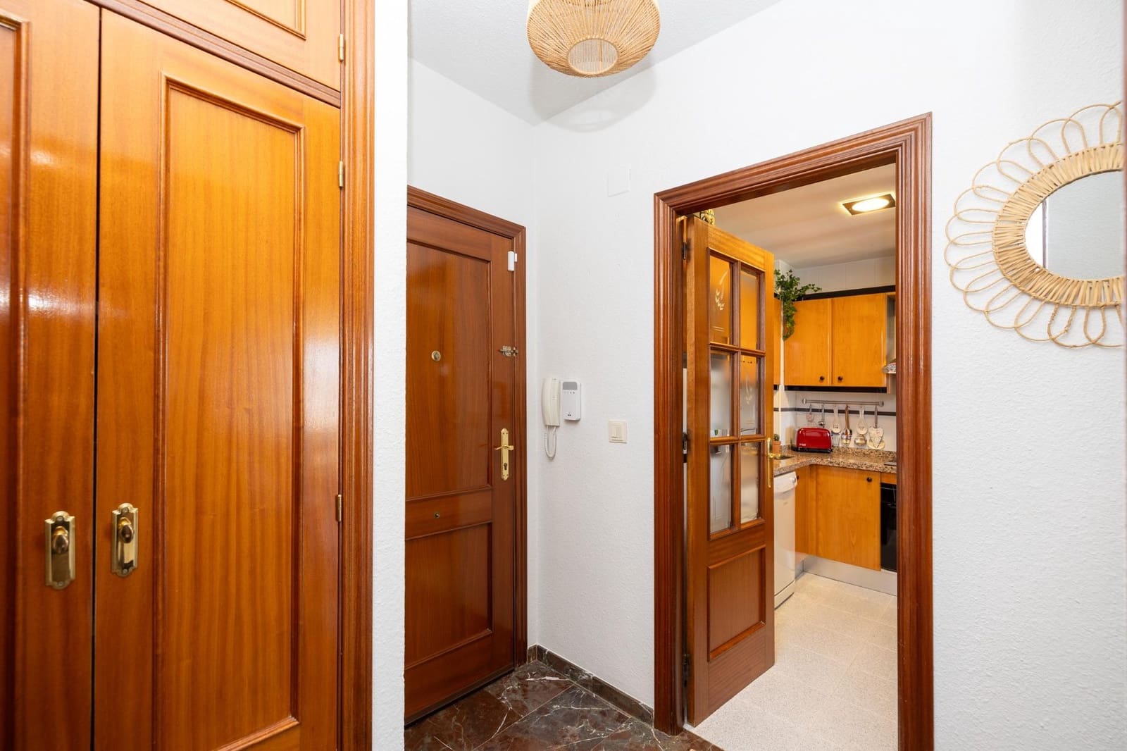 1 Zimmer Apartment zu verkaufen in Granada Stadt - 249.900 € (Ref: 10067884)