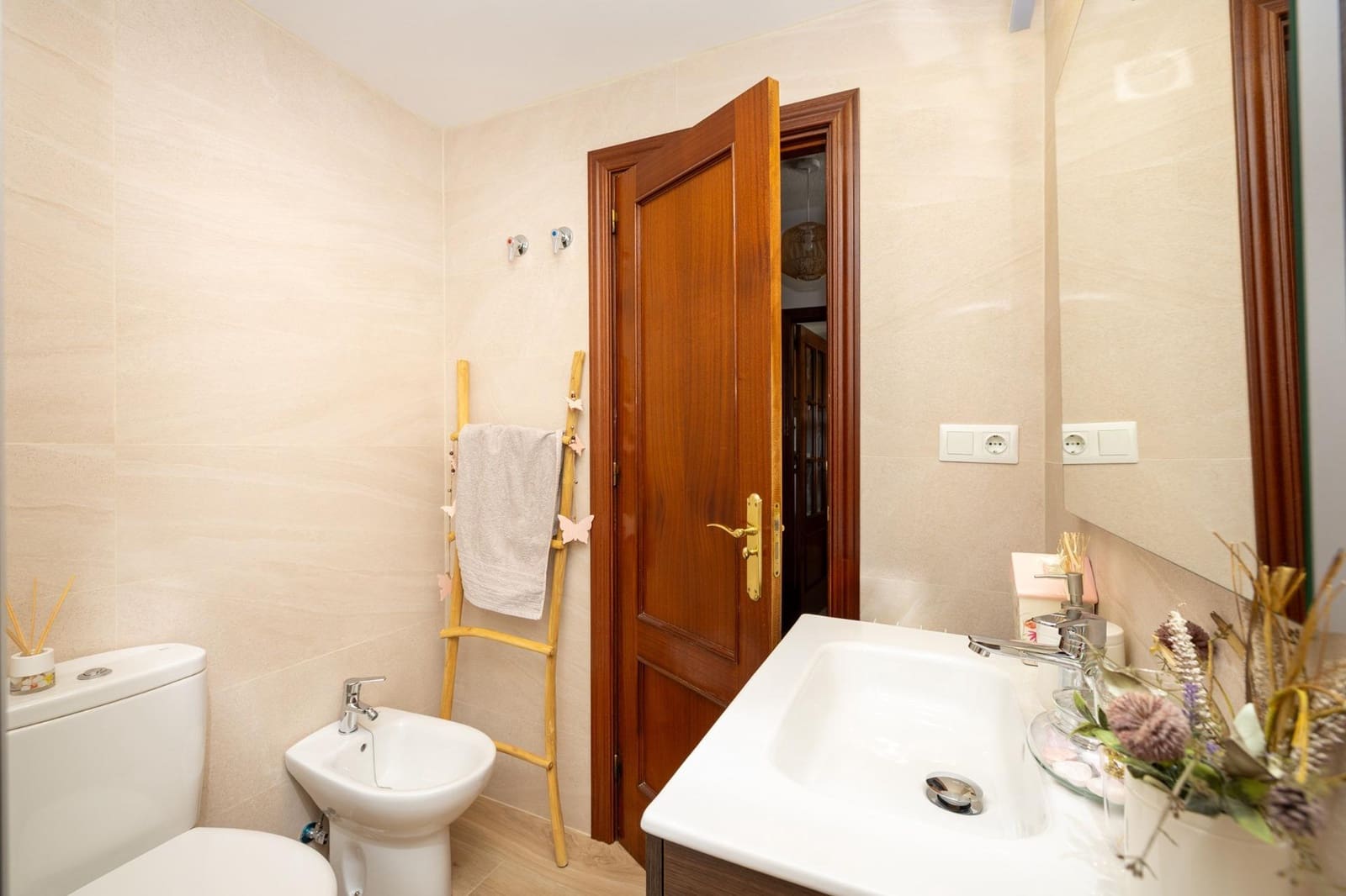 1 Zimmer Apartment zu verkaufen in Granada Stadt - 249.900 € (Ref: 10067884)
